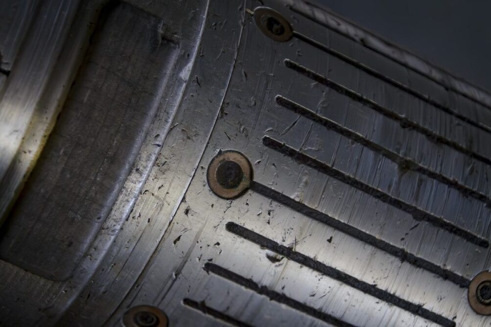 Close view of a sand control screen